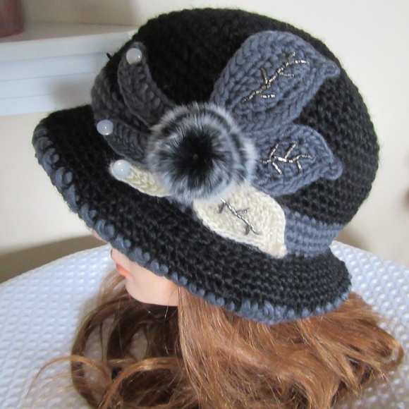 Knit Hat - Felt Lining - Picture 4 of 4